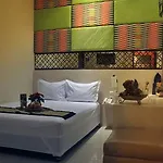 Metro House