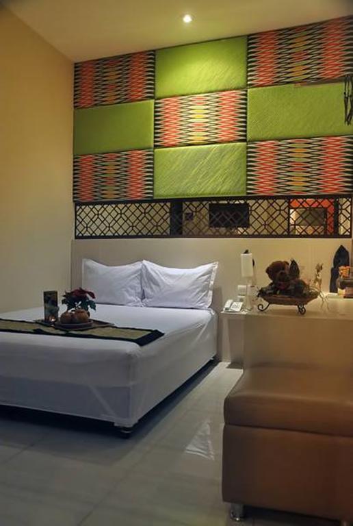 Metro House Asrama Surabaya
