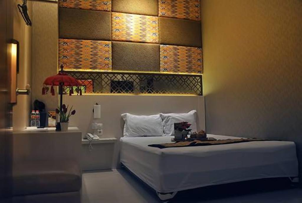 Metro House Asrama *