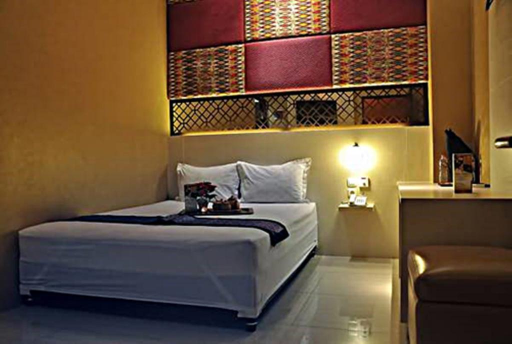 Asrama Metro House *